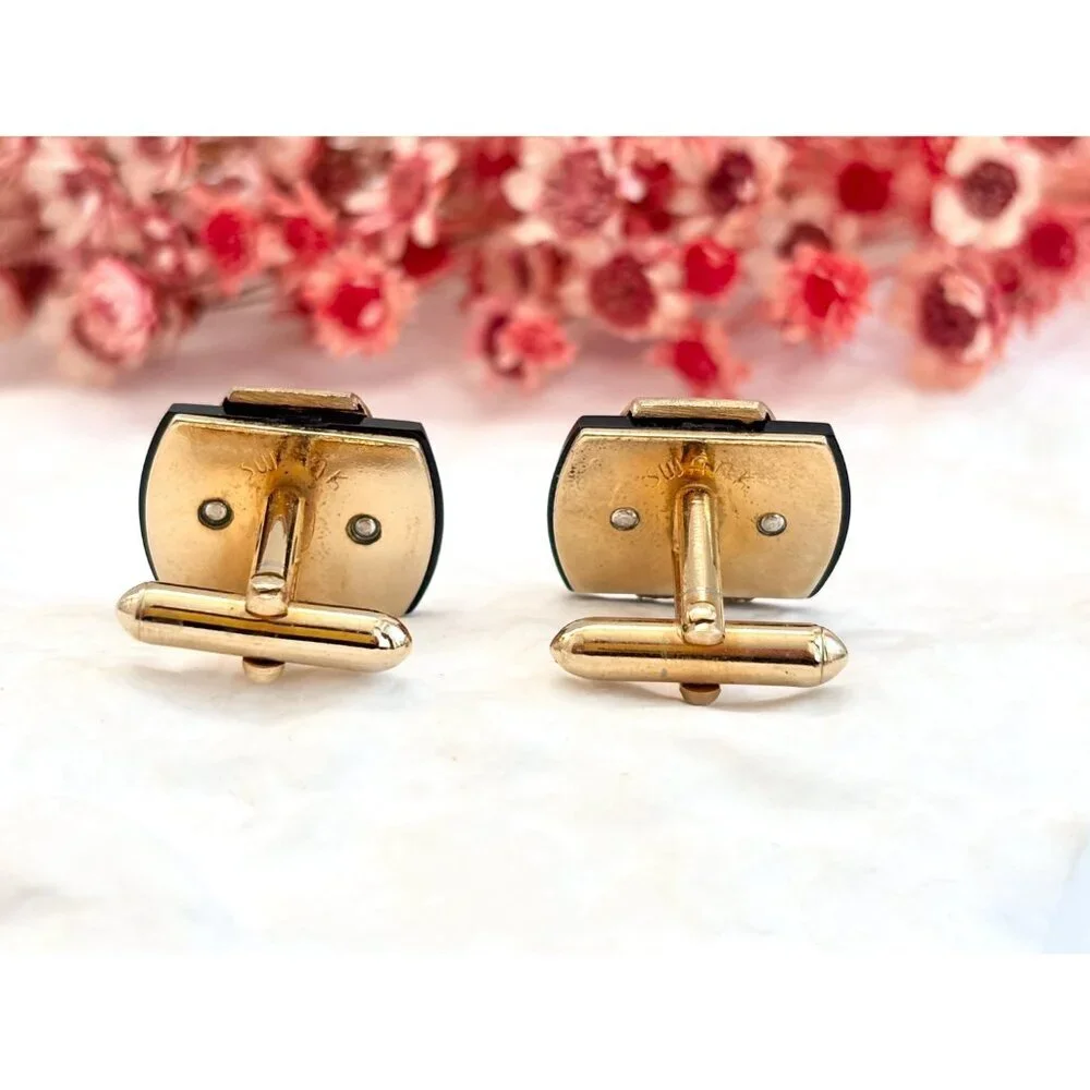 Swank Signed Black & Gold Toned W Emblem 80's Retro Square Vintage Cufflinks